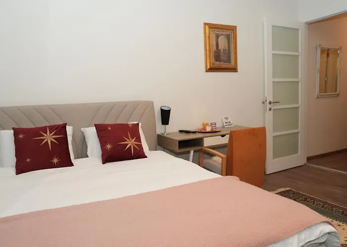 公寓 Royal Bistrik *